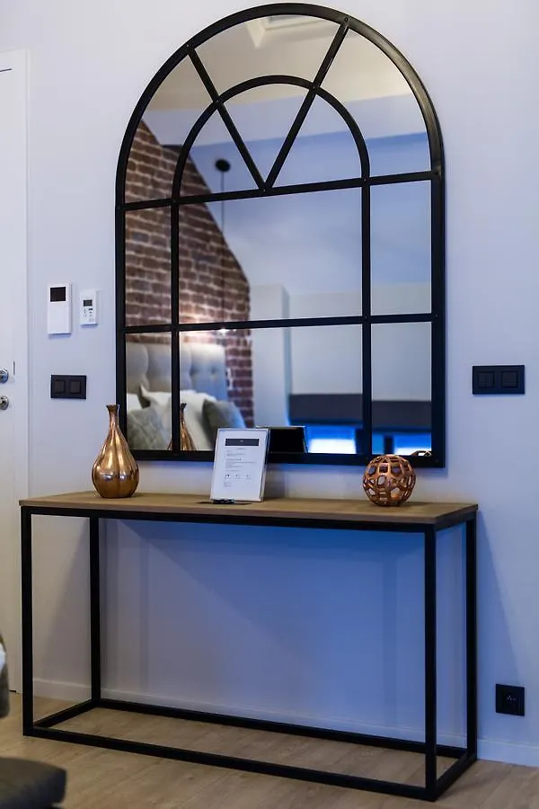 Secret Suites Brussels Royal 0*,